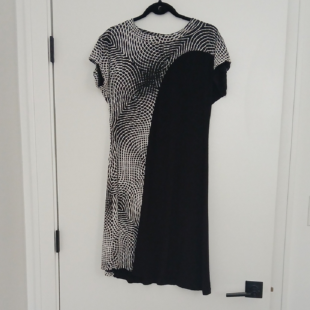 Black and White Asymmetrical Sheath Dress